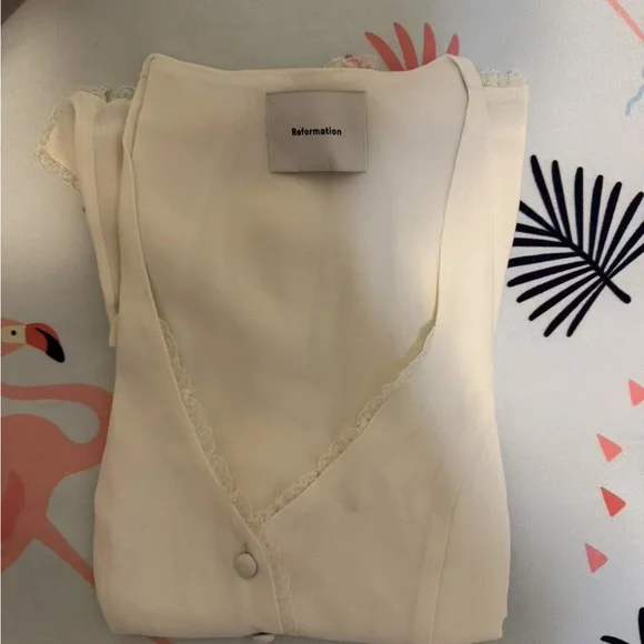 Reformation Skylar Top Gossamer - Picture 6 of 7